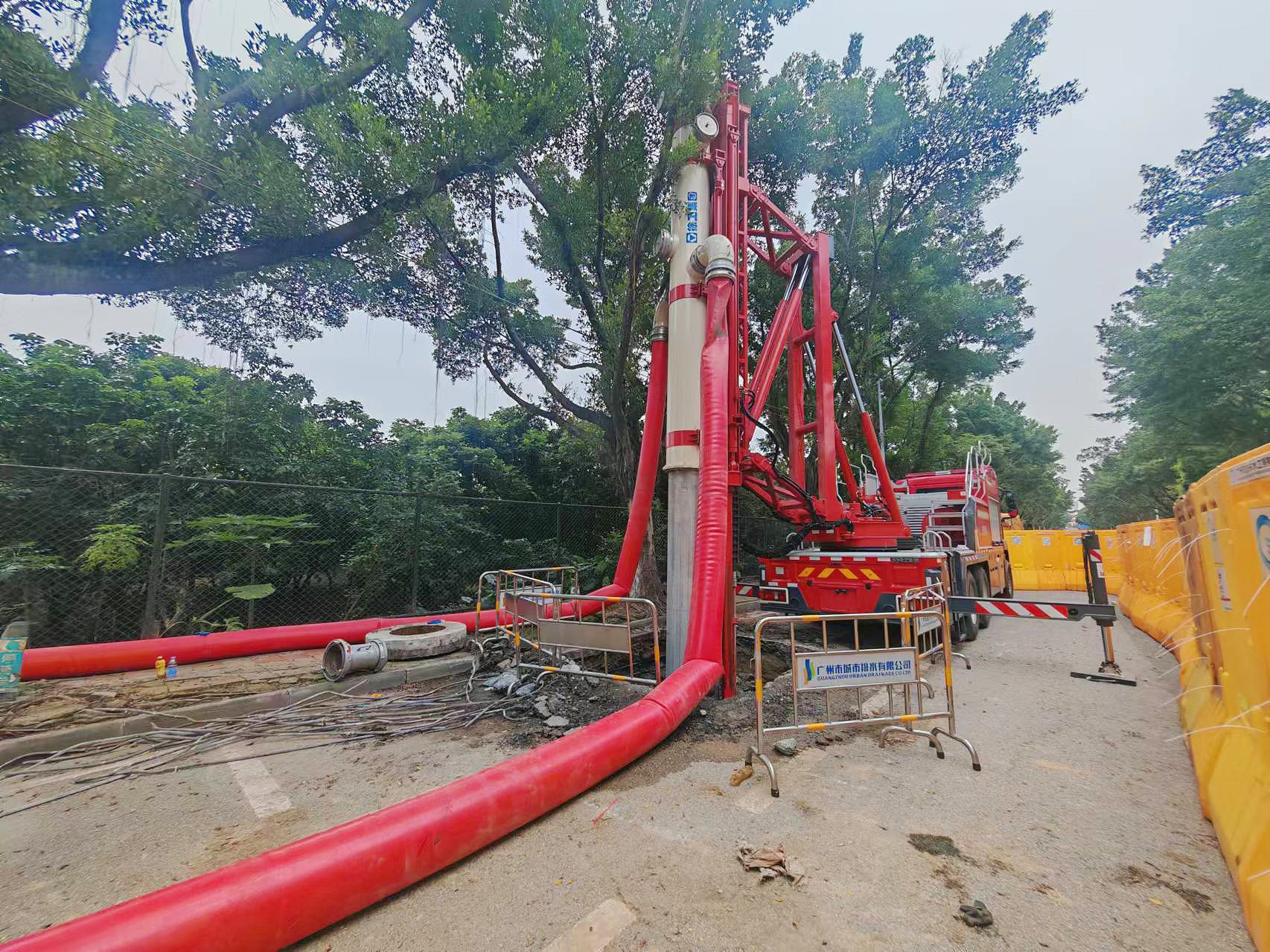 披星戴月！beats365官方唯一网站排涝车被广州点赞！