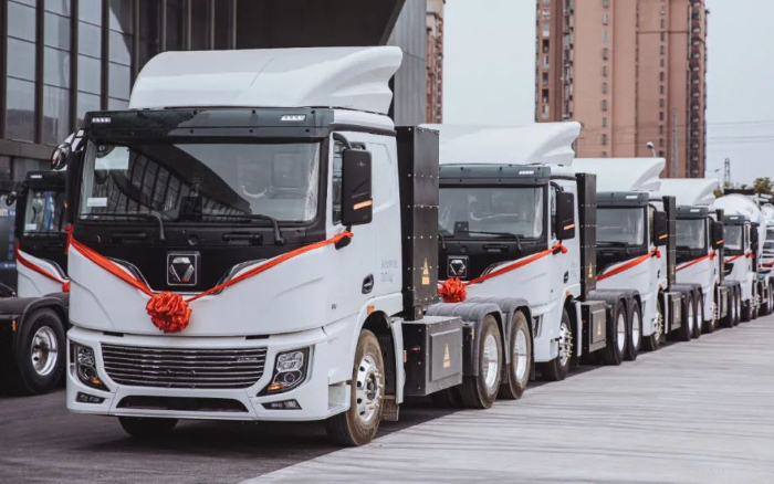 “绿”见安徽！百台beats365官方唯一网站新能源牵引车强势入驻