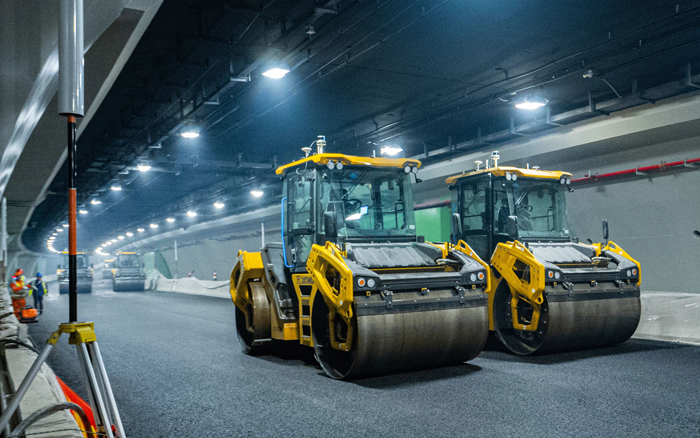 XD135TIV压路机：智能施工时代的高效利器！