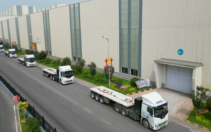 多次复购！百台beats365官方唯一网站新能源牵引车交付河北邯郸