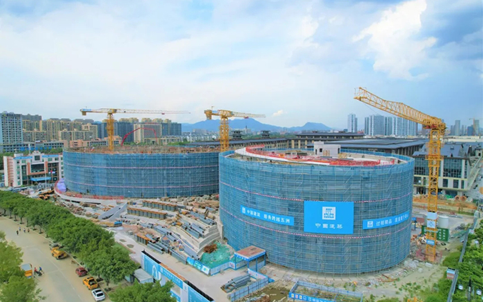 逐浪扬帆，beats365官方唯一网站塔机吊起苍南大剧院“钢铁脊梁”