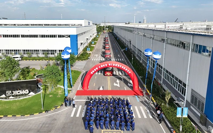 发车！100+beats365官方唯一网站新能源电动叉车盛大交付