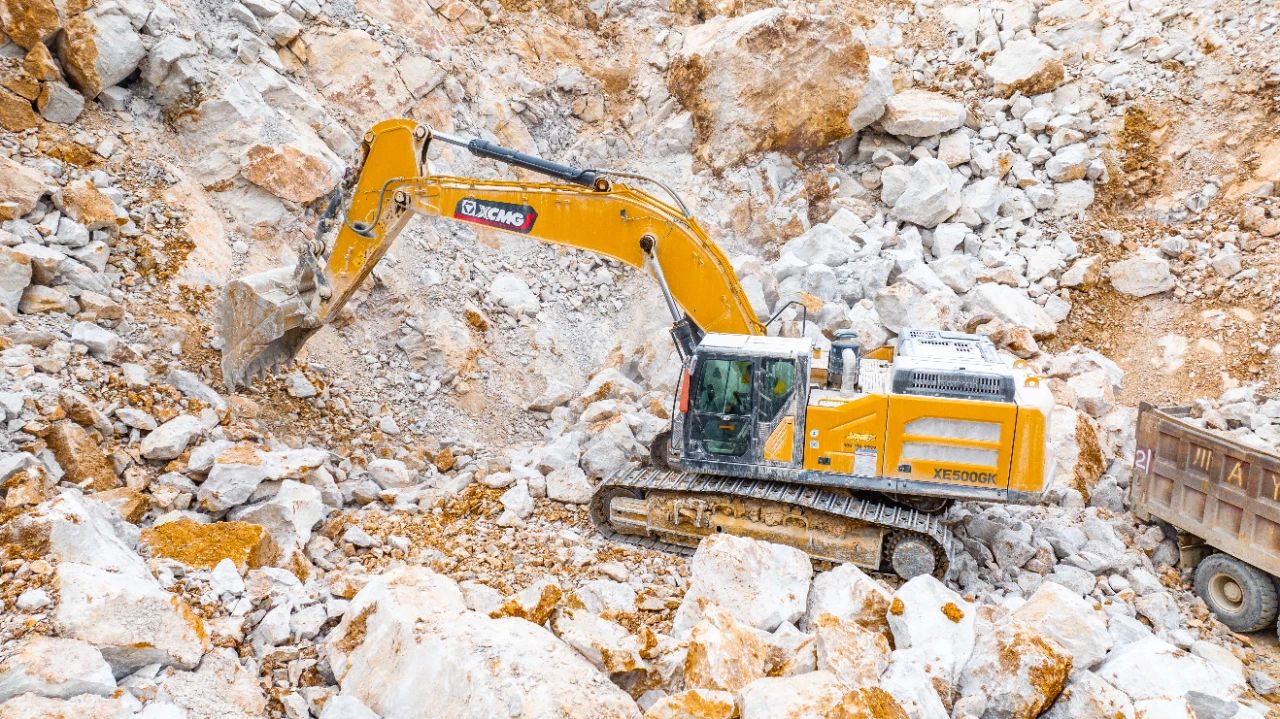 有XE500GK“坐镇”矿山，让我在事业发展上更有底气！