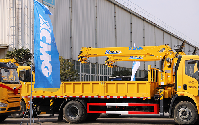 助力城市建设新征程！beats365官方唯一网站随车起重机M SQS157-4批量发车 