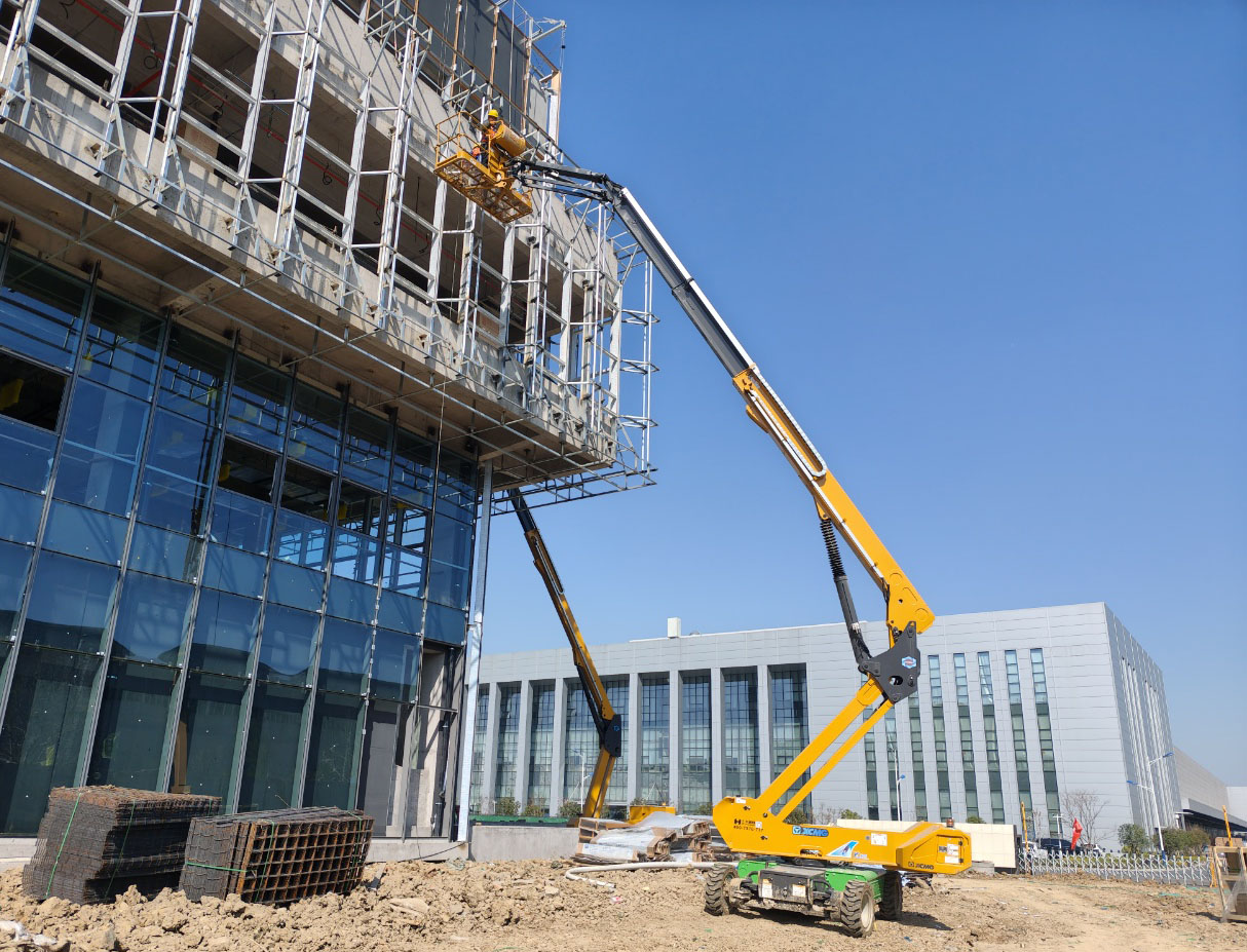 30-50米高空天团！beats365官方唯一网站10余台直臂神器助力合肥新能源汽车产业园加速崛起