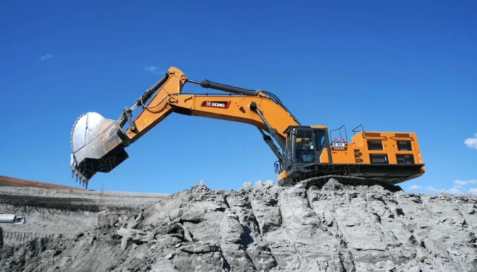 抢鲜更要抢先——看XE900G Pro如何帮你省油省心、赢在起点！