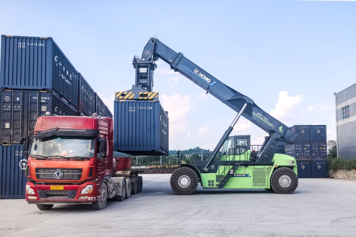 绿色赋能！大宗物资转运的“效能标杆”