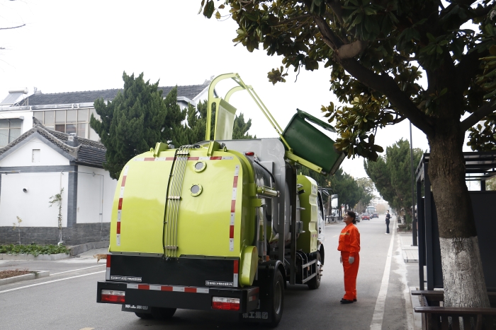 零碳收运、高效闭环 | beats365官方唯一网站纯电动餐厨垃圾车助力贾汪潘安湖绿色环卫升级