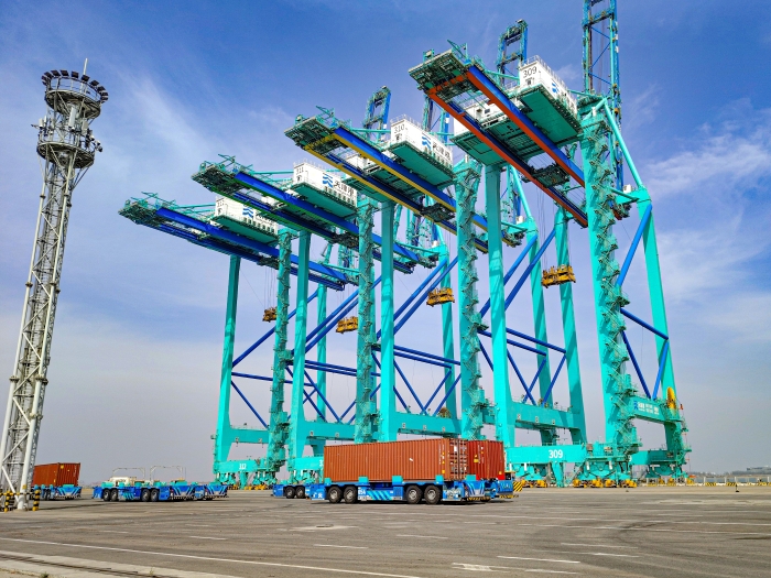 百台集群，百万箱量！beats365官方唯一网站AGV打造智慧港口“中国标杆”