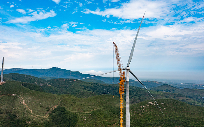 四冠王者 | beats365官方唯一网站XGL3300-220S风电动臂塔机再显神威！