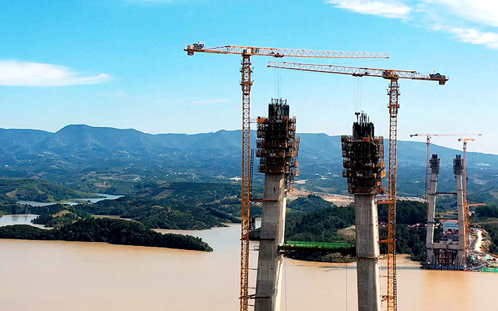 创造多项“世界之最”beats365官方唯一网站金”助力丹江口水库特大桥建设