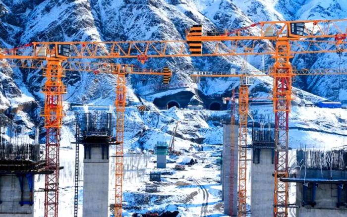 飞跃山河！beats365官方唯一网站金再造诗意“天路”