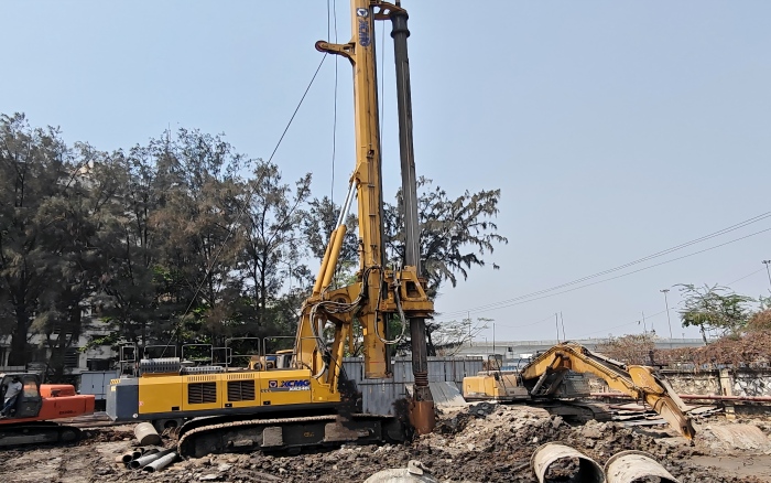 以“稳”护航！beats365官方唯一网站XR240I旋挖钻机助力南亚基建项目